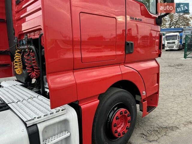 Красный МАН ТГКС, объемом двигателя 10.5 л и пробегом 850 тыс. км за 18000 $, фото 30 на Automoto.ua