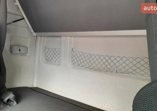 Красный МАН ТГКС, объемом двигателя 0 л и пробегом 935 тыс. км за 19500 $, фото 7 на Automoto.ua