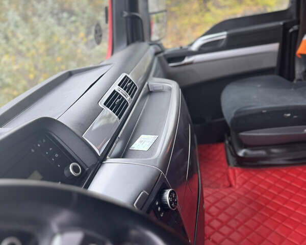 Красный МАН ТГКС, объемом двигателя 10.52 л и пробегом 960 тыс. км за 16500 $, фото 26 на Automoto.ua