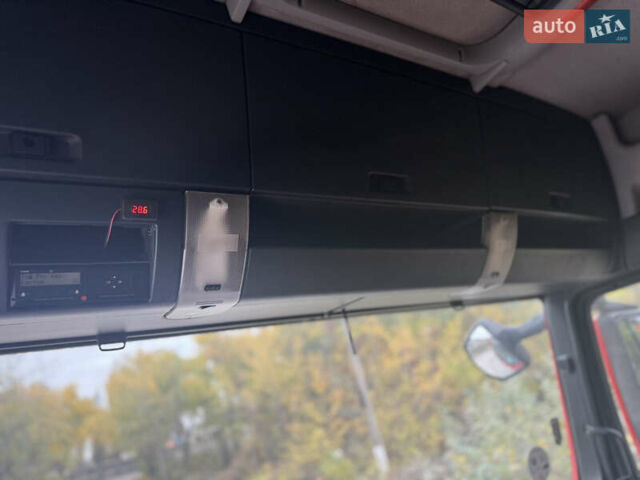 Красный МАН ТГКС, объемом двигателя 10.52 л и пробегом 960 тыс. км за 16500 $, фото 16 на Automoto.ua