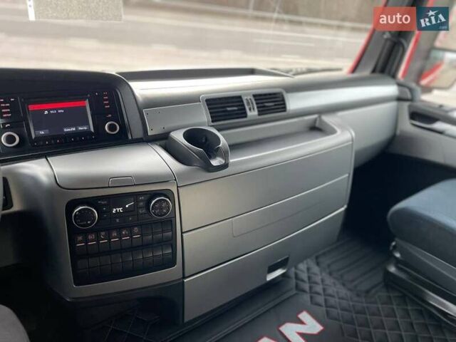 Красный МАН ТГКС, объемом двигателя 10.52 л и пробегом 921 тыс. км за 20300 $, фото 26 на Automoto.ua