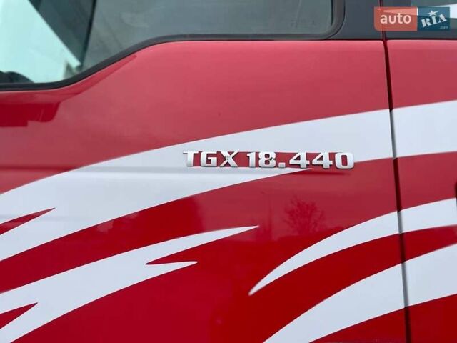 Красный МАН ТГКС, объемом двигателя 10.52 л и пробегом 921 тыс. км за 20300 $, фото 16 на Automoto.ua