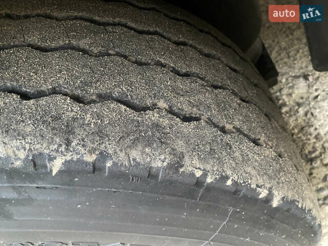 Красный МАН ТГКС, объемом двигателя 10.52 л и пробегом 107 тыс. км за 29000 $, фото 19 на Automoto.ua