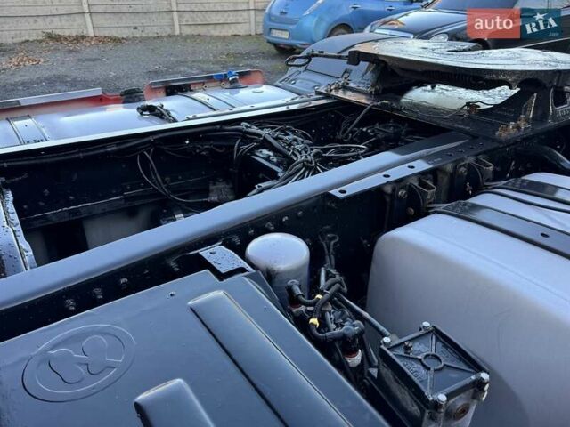 Красный МАН ТГКС, объемом двигателя 10.5 л и пробегом 685 тыс. км за 23777 $, фото 16 на Automoto.ua