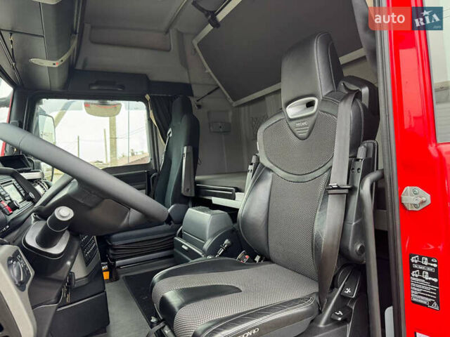 Красный МАН ТГКС, объемом двигателя 0 л и пробегом 793 тыс. км за 19900 $, фото 14 на Automoto.ua