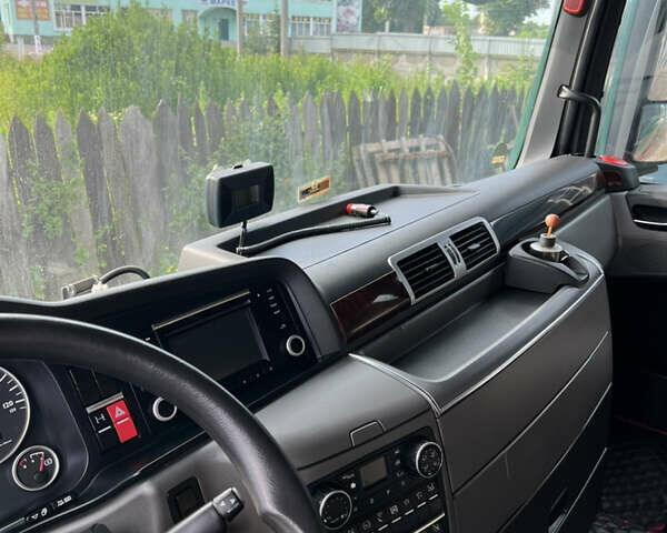 Красный МАН ТГКС, объемом двигателя 10.8 л и пробегом 823 тыс. км за 18000 $, фото 10 на Automoto.ua