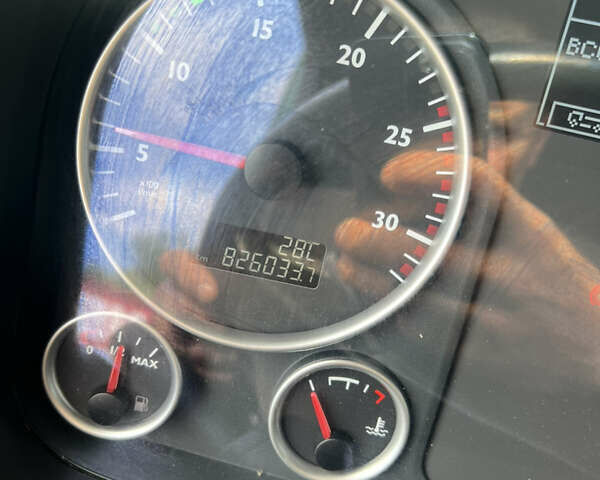 Красный МАН ТГКС, объемом двигателя 10.8 л и пробегом 823 тыс. км за 18000 $, фото 8 на Automoto.ua