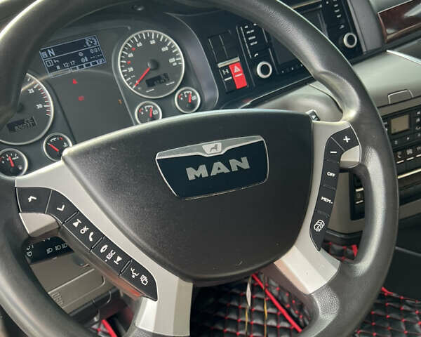 Красный МАН ТГКС, объемом двигателя 10.8 л и пробегом 823 тыс. км за 18000 $, фото 14 на Automoto.ua