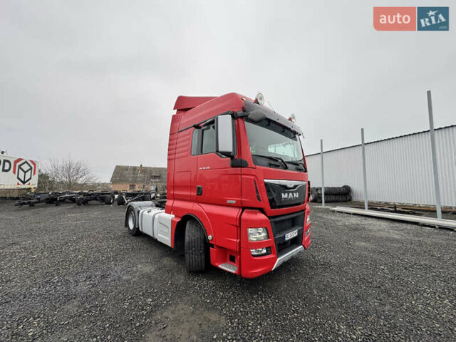 Красный МАН ТГКС, объемом двигателя 15.2 л и пробегом 793 тыс. км за 19500 $, фото 7 на Automoto.ua