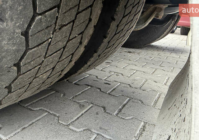 Красный МАН ТГКС, объемом двигателя 12.42 л и пробегом 980 тыс. км за 20000 $, фото 6 на Automoto.ua