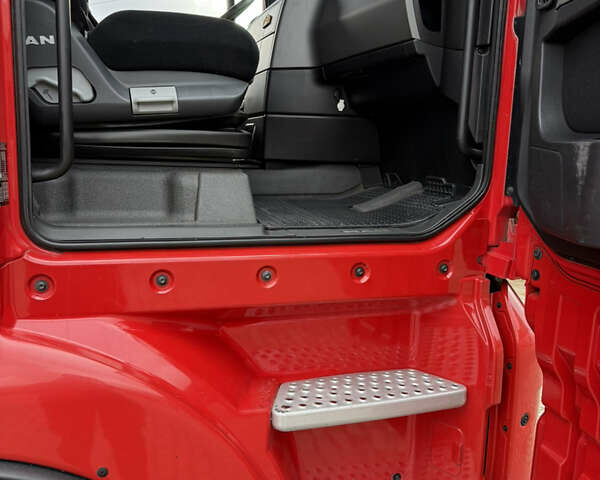 Красный МАН ТГКС, объемом двигателя 12.42 л и пробегом 601 тыс. км за 38000 $, фото 39 на Automoto.ua