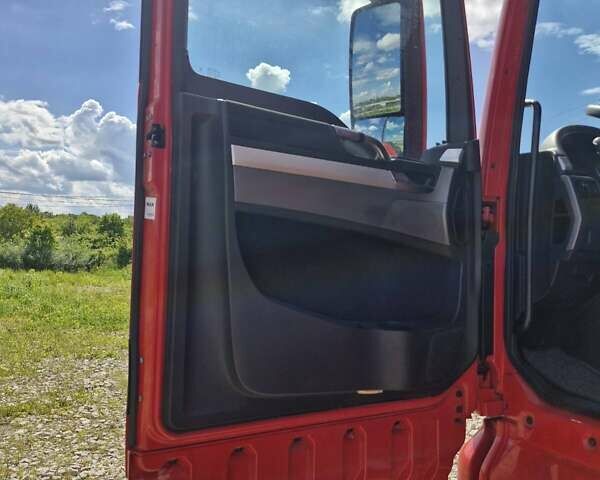 Красный МАН ТГКС, объемом двигателя 12.42 л и пробегом 960 тыс. км за 22800 $, фото 7 на Automoto.ua