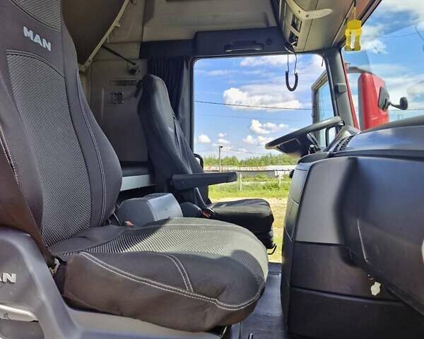 Красный МАН ТГКС, объемом двигателя 12.42 л и пробегом 960 тыс. км за 22800 $, фото 16 на Automoto.ua