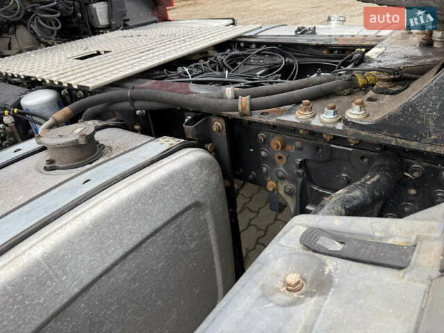 Красный МАН ТГКС, объемом двигателя 12.42 л и пробегом 601 тыс. км за 38000 $, фото 16 на Automoto.ua