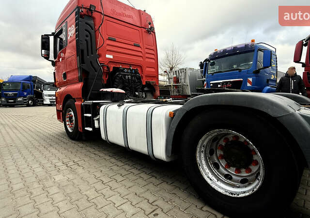 Красный МАН ТГКС, объемом двигателя 12.42 л и пробегом 980 тыс. км за 20000 $, фото 4 на Automoto.ua