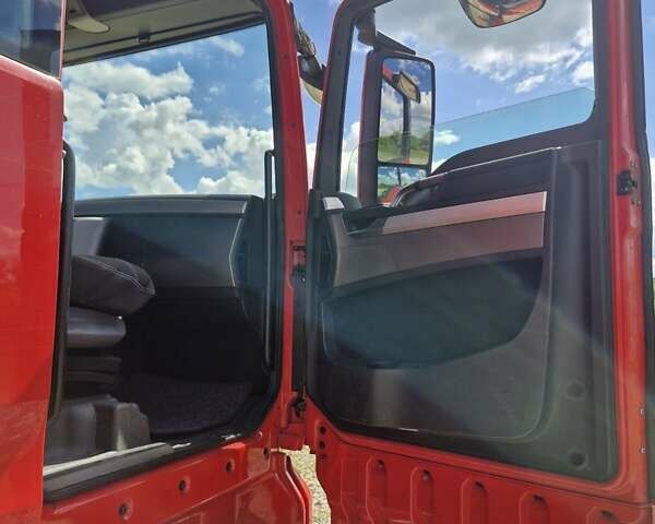 Красный МАН ТГКС, объемом двигателя 12.42 л и пробегом 960 тыс. км за 23800 $, фото 8 на Automoto.ua