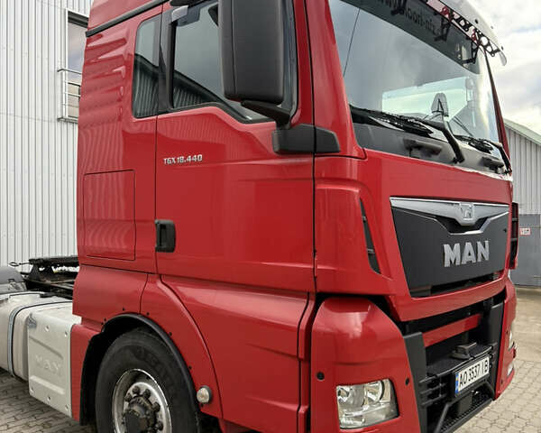 Красный МАН ТГКС, объемом двигателя 12.42 л и пробегом 601 тыс. км за 38000 $, фото 8 на Automoto.ua