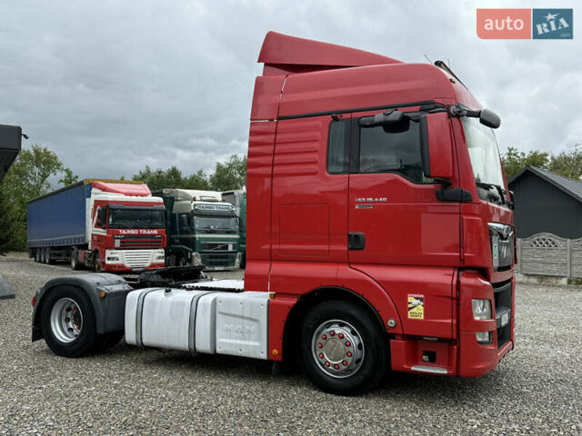 Красный МАН ТГКС, объемом двигателя 12.42 л и пробегом 950 тыс. км за 18500 $, фото 7 на Automoto.ua