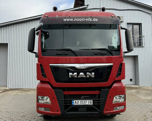 Красный МАН ТГКС, объемом двигателя 12.42 л и пробегом 601 тыс. км за 38000 $, фото 2 на Automoto.ua