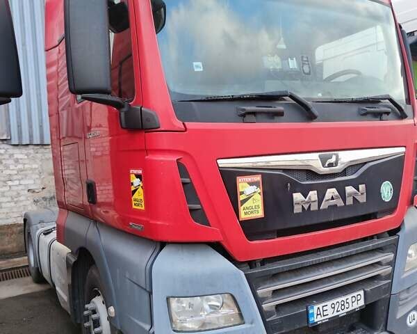 Красный МАН ТГКС, объемом двигателя 12.42 л и пробегом 655 тыс. км за 19500 $, фото 2 на Automoto.ua