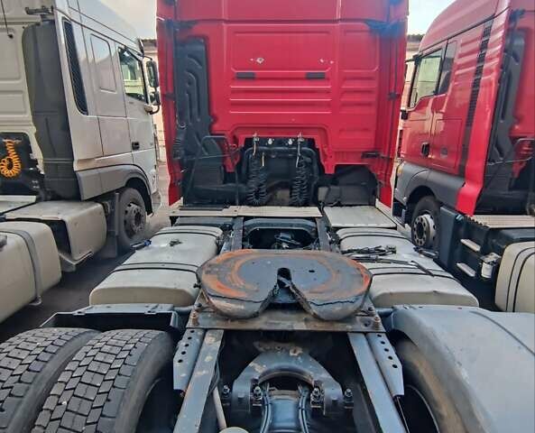 Красный МАН ТГКС, объемом двигателя 12.42 л и пробегом 655 тыс. км за 19500 $, фото 6 на Automoto.ua