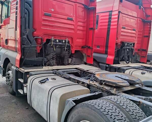 Красный МАН ТГКС, объемом двигателя 12.42 л и пробегом 655 тыс. км за 19500 $, фото 3 на Automoto.ua