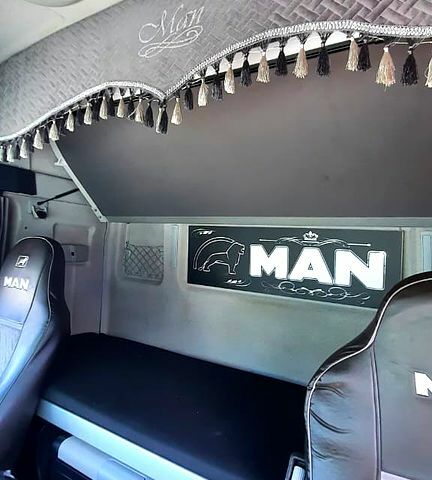 МАН ТГКС, об'ємом двигуна 0.11 л та пробігом 1200 тис. км за 18000 $, фото 4 на Automoto.ua
