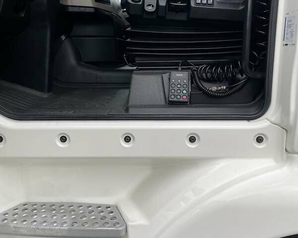 МАН ТГКС, объемом двигателя 12.5 л и пробегом 293 тыс. км за 37076 $, фото 4 на Automoto.ua