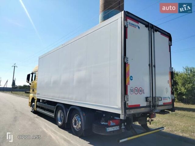 Желтый МАН ТГКС, объемом двигателя 12.4 л и пробегом 823 тыс. км за 50000 $, фото 6 на Automoto.ua