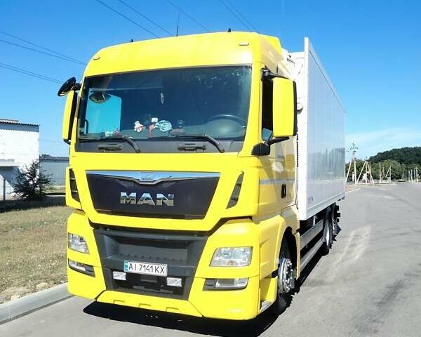 Желтый МАН ТГКС, объемом двигателя 12.4 л и пробегом 823 тыс. км за 50000 $, фото 7 на Automoto.ua