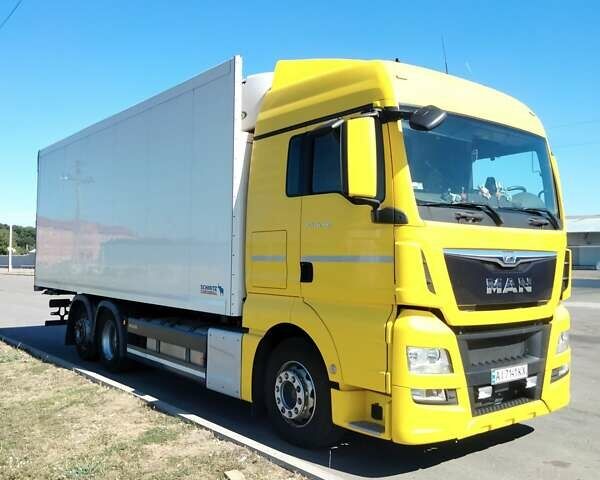 Желтый МАН ТГКС, объемом двигателя 12.4 л и пробегом 823 тыс. км за 50000 $, фото 2 на Automoto.ua