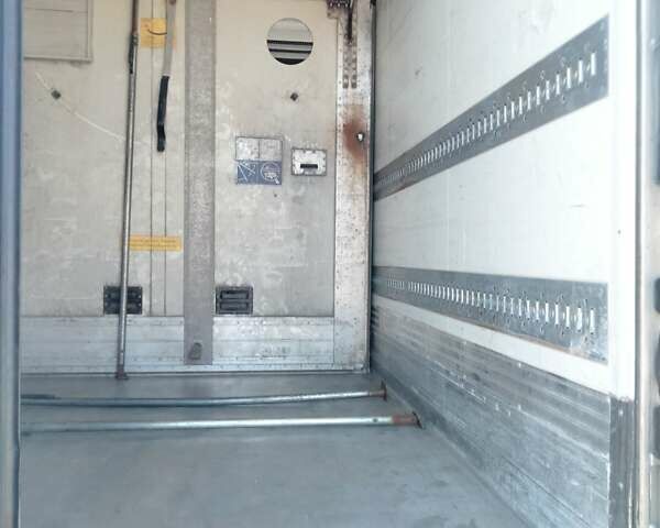 Желтый МАН ТГКС, объемом двигателя 12.4 л и пробегом 823 тыс. км за 50000 $, фото 3 на Automoto.ua