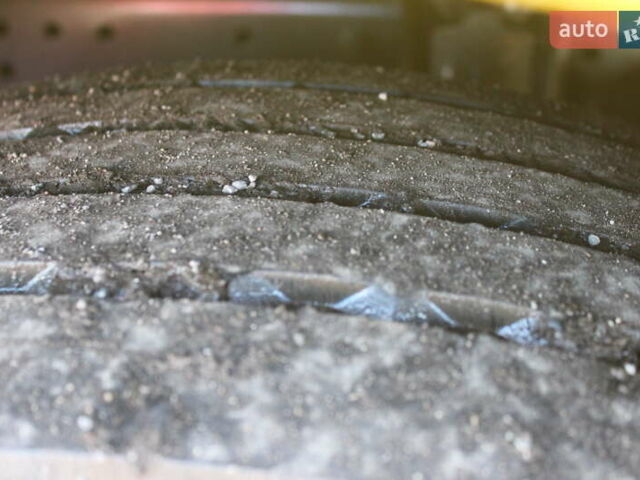 Желтый МАН ТГКС, объемом двигателя 10.5 л и пробегом 976 тыс. км за 16904 $, фото 8 на Automoto.ua