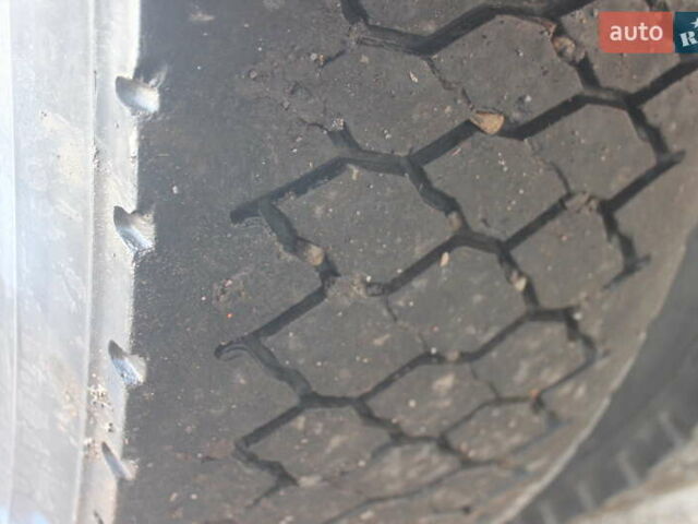 Желтый МАН ТГКС, объемом двигателя 10.5 л и пробегом 976 тыс. км за 16904 $, фото 10 на Automoto.ua