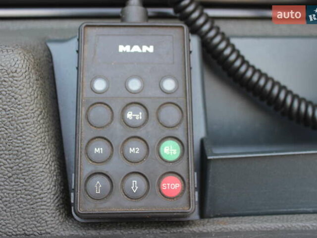 Желтый МАН ТГКС, объемом двигателя 10.5 л и пробегом 976 тыс. км за 16904 $, фото 19 на Automoto.ua