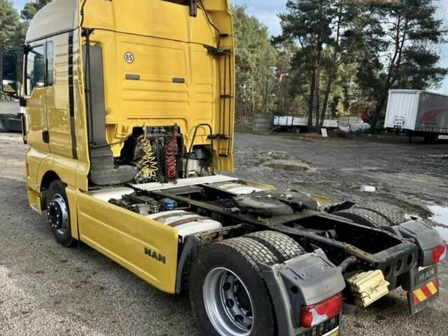 Желтый МАН ТГКС, объемом двигателя 12.5 л и пробегом 728 тыс. км за 25000 $, фото 4 на Automoto.ua