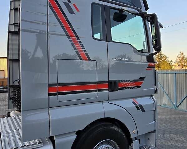Серый МАН ТГКС, объемом двигателя 0 л и пробегом 932 тыс. км за 20700 $, фото 9 на Automoto.ua