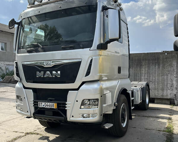 Серый МАН ТГКС, объемом двигателя 0 л и пробегом 545 тыс. км за 38000 $, фото 2 на Automoto.ua