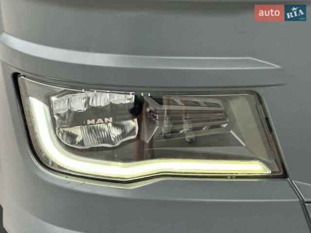Синий МАН ТГКС, объемом двигателя 0 л и пробегом 667 тыс. км за 71500 $, фото 18 на Automoto.ua