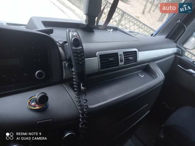 Синий МАН ТГКС, объемом двигателя 10.52 л и пробегом 900 тыс. км за 42000 $, фото 6 на Automoto.ua