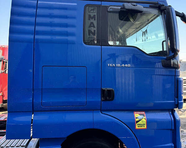Синий МАН ТГКС, объемом двигателя 10.5 л и пробегом 400 тыс. км за 10000 $, фото 17 на Automoto.ua