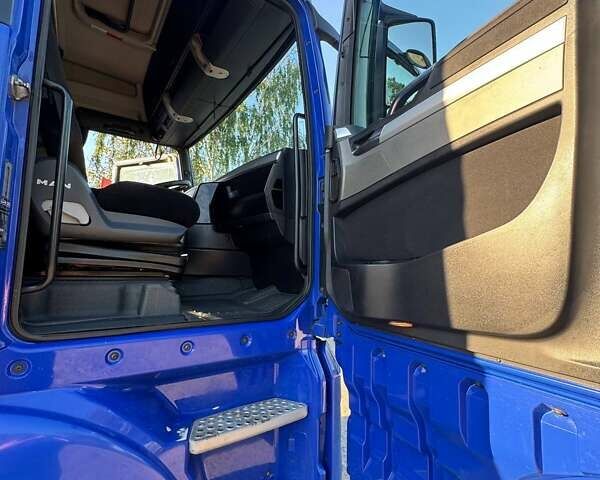 Синий МАН ТГКС, объемом двигателя 10.52 л и пробегом 879 тыс. км за 21600 $, фото 39 на Automoto.ua