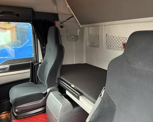 Синий МАН ТГКС, объемом двигателя 12.5 л и пробегом 625 тыс. км за 23529 $, фото 5 на Automoto.ua