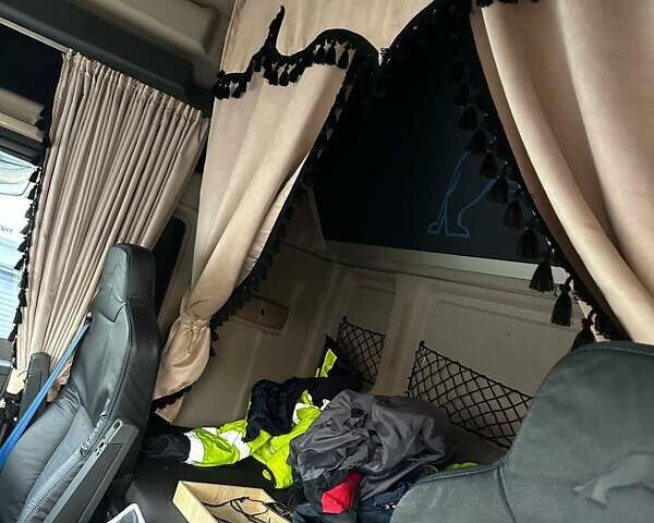 Синий МАН ТГКС, объемом двигателя 15.8 л и пробегом 870 тыс. км за 52448 $, фото 9 на Automoto.ua