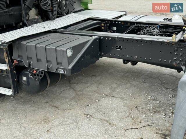 Зеленый МАН ТГКС, объемом двигателя 12.5 л и пробегом 586 тыс. км за 28108 $, фото 18 на Automoto.ua