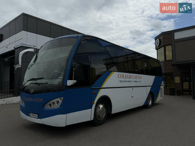 Белый МАН Ayats, объемом двигателя 6.9 л и пробегом 300 тыс. км за 34900 $, фото 4 на Automoto.ua