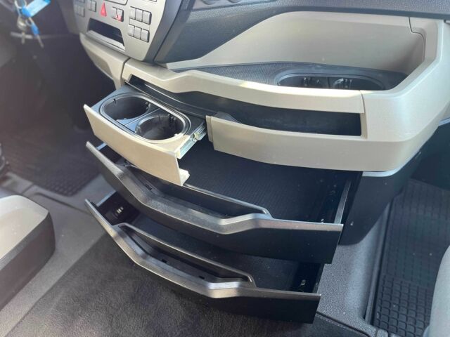 МАН Другая, об'ємом двигуна 0 л та пробігом 0 тис. км за 75135 $, фото 18 на Automoto.ua