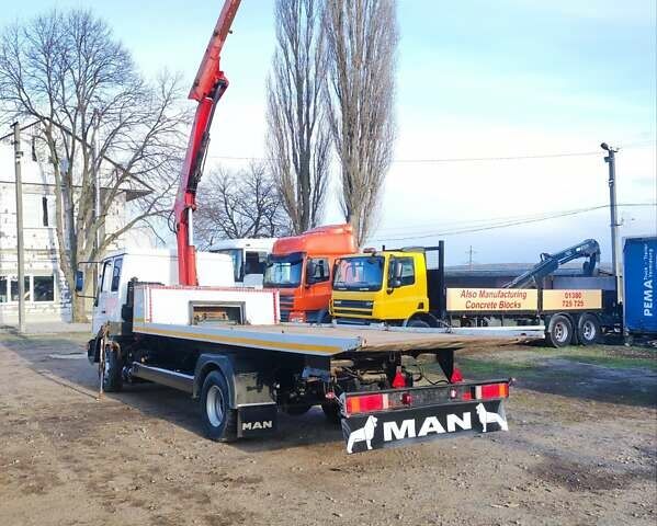 Белый МАН LE 12.225, объемом двигателя 6.9 л и пробегом 336 тыс. км за 28500 $, фото 3 на Automoto.ua