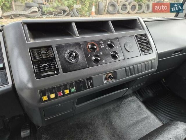 Желтый МАН LE 12.225, объемом двигателя 4.7 л и пробегом 0 тыс. км за 35000 $, фото 27 на Automoto.ua