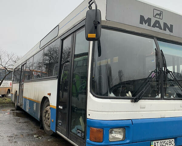 Белый МАН NL 202, объемом двигателя 6.9 л и пробегом 950 тыс. км за 4000 $, фото 2 на Automoto.ua